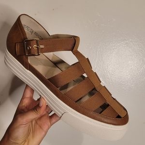 Born in California brown sneakers, size 8, strappy sneaker, casual sneaker